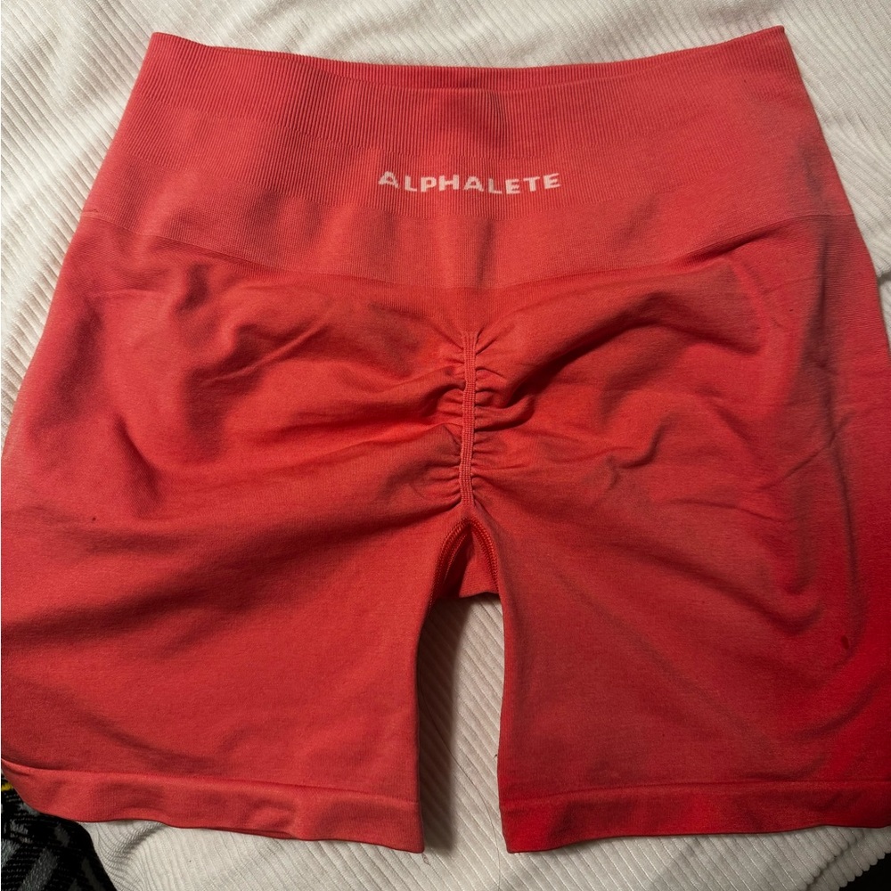 Alphalete amplify 4.5 shorts